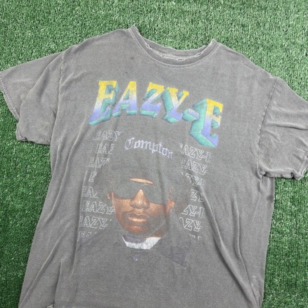 Ruthless Classics Eazy-E Compton Graphic‎ TShirt Mens L Faded Black Distressed